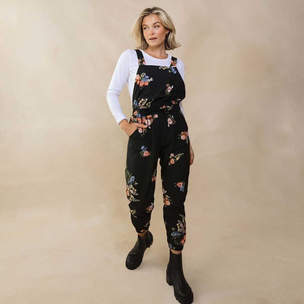 ALBION ROSE BLACK CLASSIC OVERALL JUMPSUIT